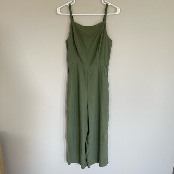 Old Navy Green Linen Wide Leg Square Neck Smocked Jumpsuit (Small) - Picture 2 of 9